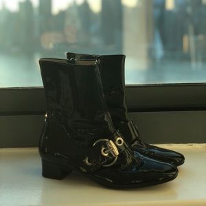 Patent genuine leather BOUTIQUE 9 booties